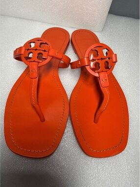 Tory Burch Miller Orange Leather Logo Thong Sandals Size 8M